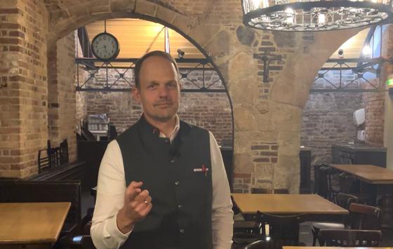 Bild Chef vum Deens ...